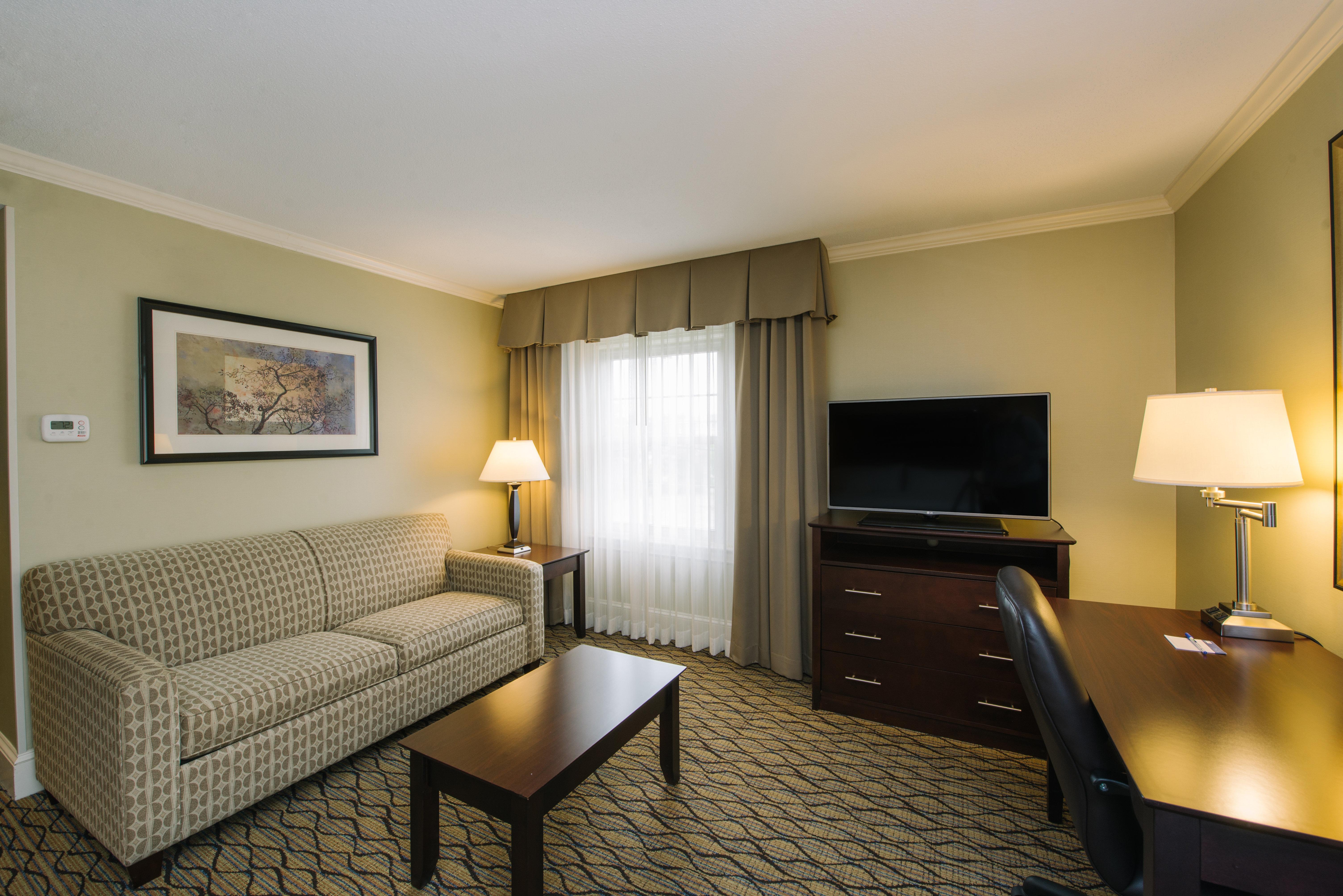 Holiday Inn Express And Suites Merrimack By Ihg Exterior photo
